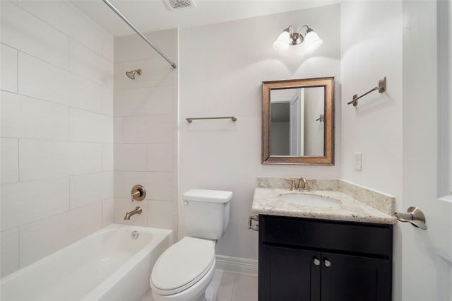 724 Link Road, Houston, TX 77009