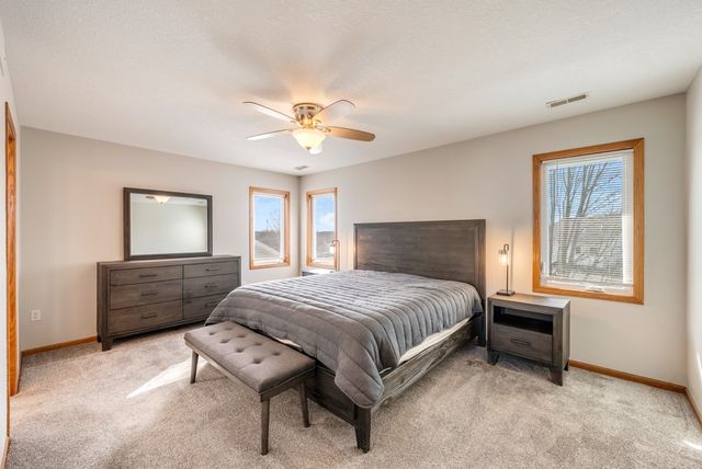 3420 E 52nd Street, Des Moines, IA 50317