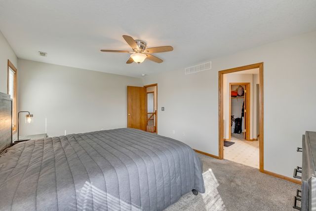 3420 E 52nd Street, Des Moines, IA 50317