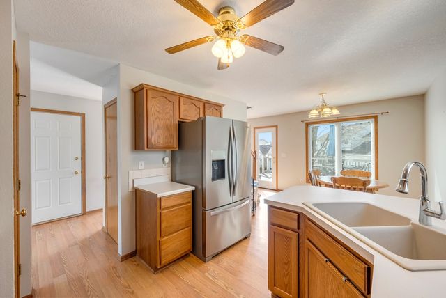 3420 E 52nd Street, Des Moines, IA 50317