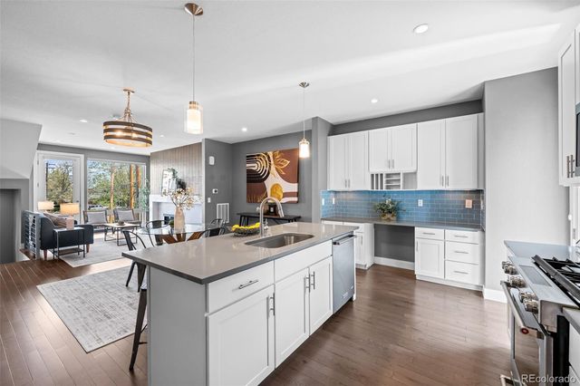 2438 N Washington Street, Denver, CO 80205