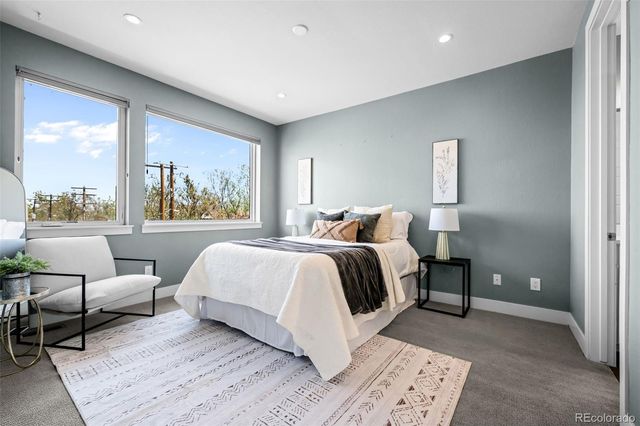 2438 N Washington Street, Denver, CO 80205