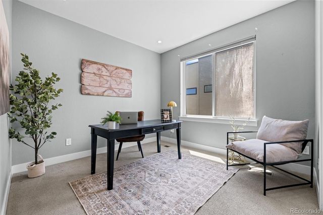 2438 N Washington Street, Denver, CO 80205