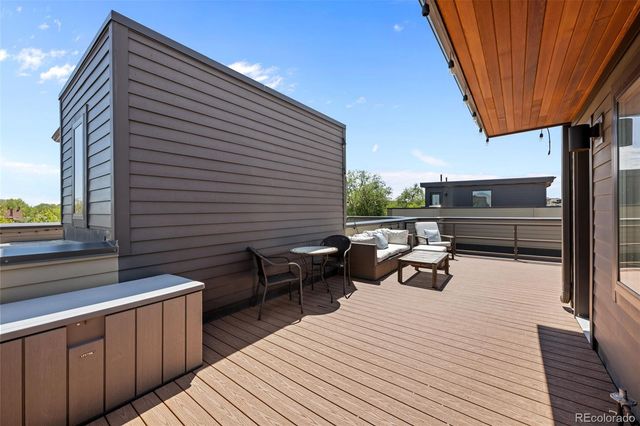 2438 N Washington Street, Denver, CO 80205