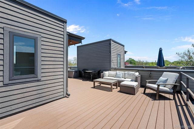2438 N Washington Street, Denver, CO 80205
