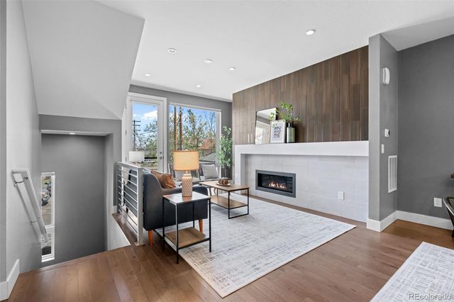 2438 N Washington Street, Denver, CO 80205