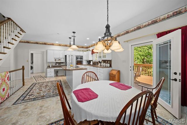5 Ginger Woods Court, Glen Carbon, IL 62034