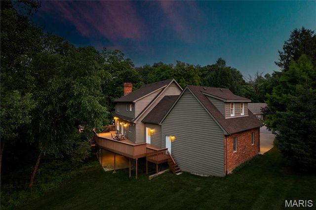 5 Ginger Woods Court, Glen Carbon, IL 62034