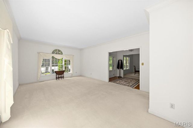 5 Ginger Woods Court, Glen Carbon, IL 62034
