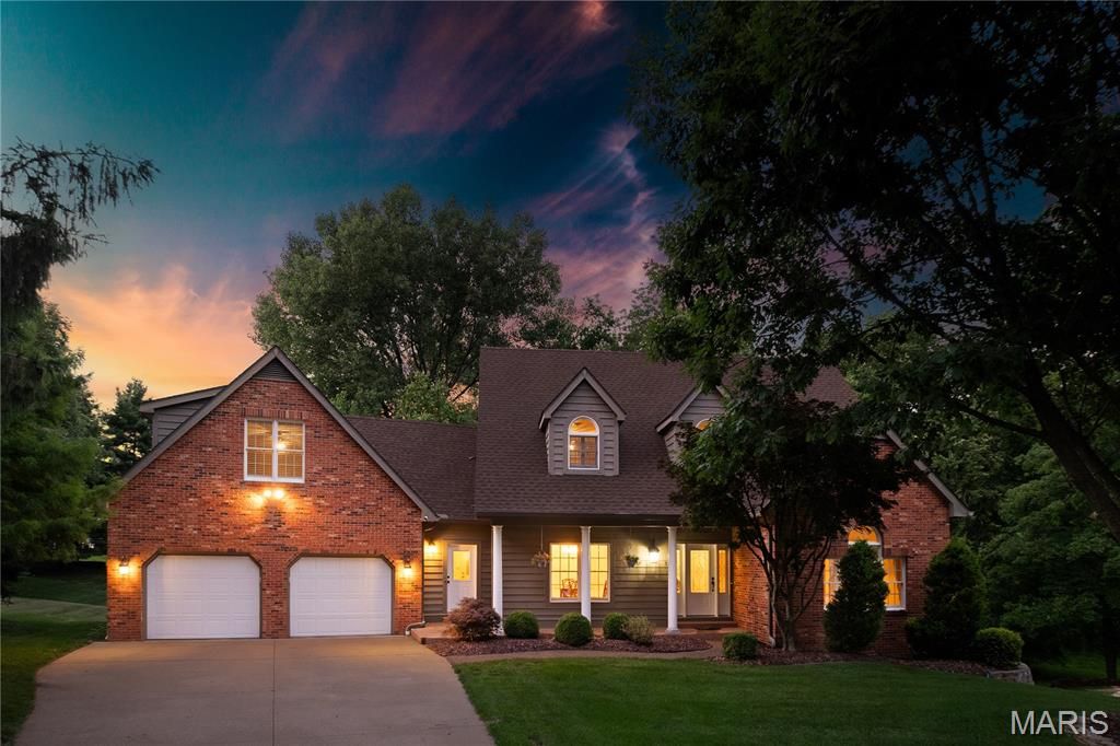 5 Ginger Woods Court, Glen Carbon, IL 62034
