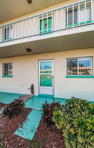 2001 GREENBRIAR BOULEVARD 7, Clearwater, FL 33763