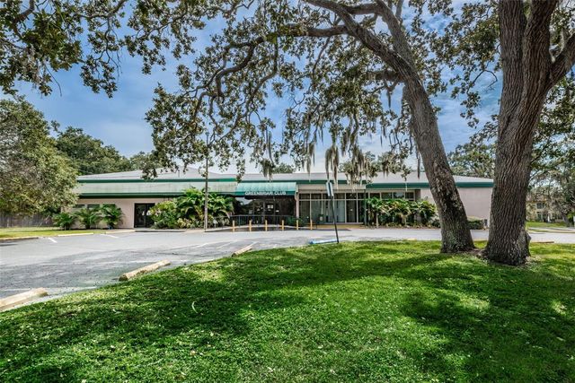 2001 GREENBRIAR BOULEVARD 7, Clearwater, FL 33763