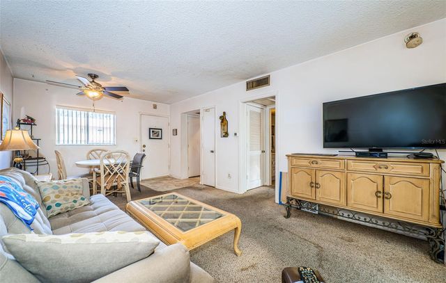 2001 GREENBRIAR BOULEVARD 7, Clearwater, FL 33763