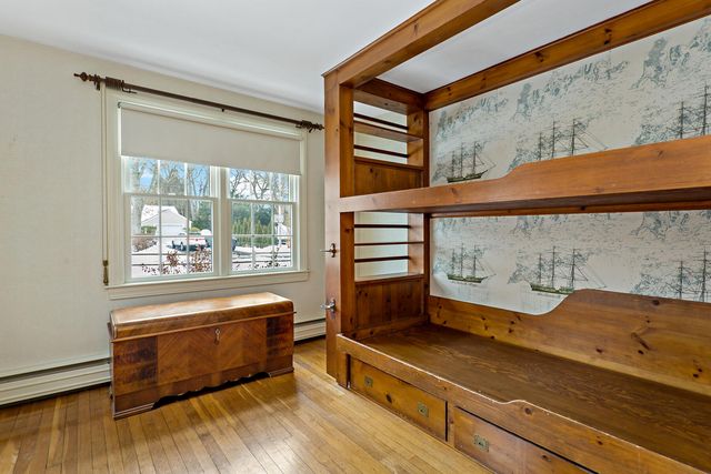 180 Pond View Drive, Centerville, MA 02632