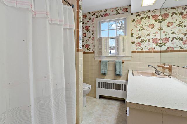 180 Pond View Drive, Centerville, MA 02632