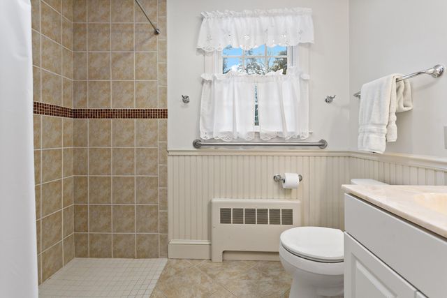 180 Pond View Drive, Centerville, MA 02632