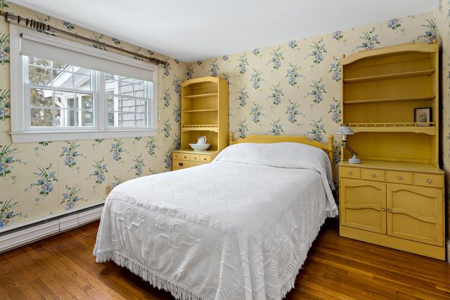 180 Pond View Drive, Centerville, MA 02632