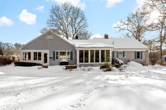 180 Pond View Drive, Centerville, MA 02632