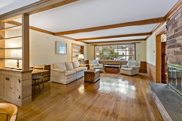 180 Pond View Drive, Centerville, MA 02632