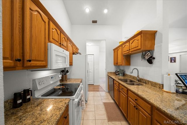 8859 SW 196th Avenue Road, Dunnellon, FL 34432