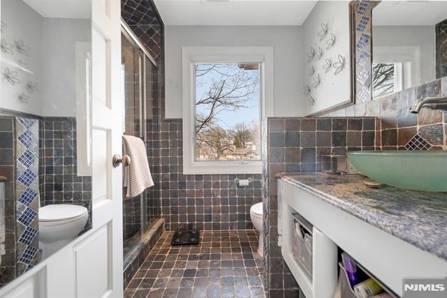 10 Fox Terrace, Cliffside Park, NJ 07010