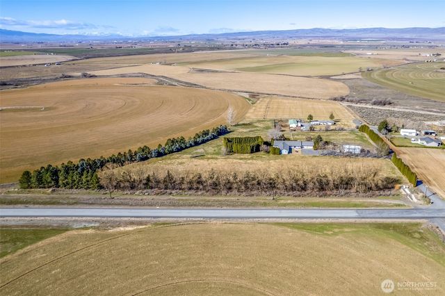 8729 Road 7.6 NW, Ephrata, WA 98823