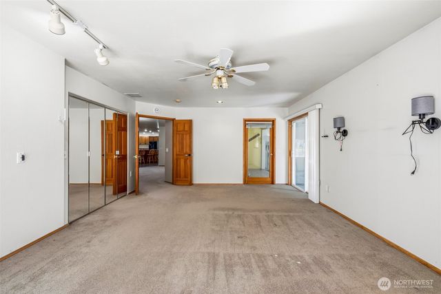 8729 Road 7.6 NW, Ephrata, WA 98823