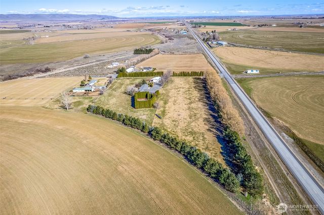 8729 Road 7.6 NW, Ephrata, WA 98823