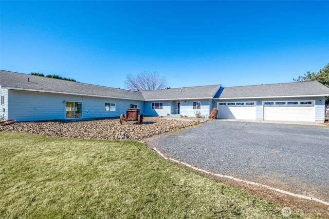 8729 Road 7.6 NW, Ephrata, WA 98823