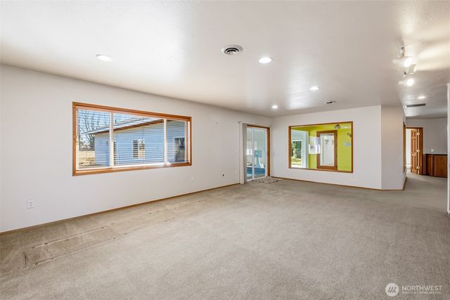 8729 Road 7.6 NW, Ephrata, WA 98823