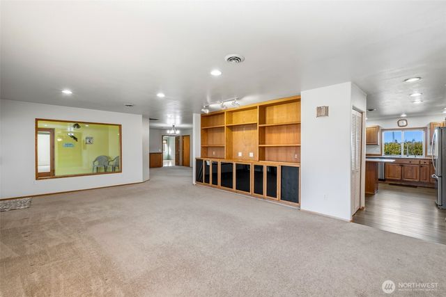 8729 Road 7.6 NW, Ephrata, WA 98823