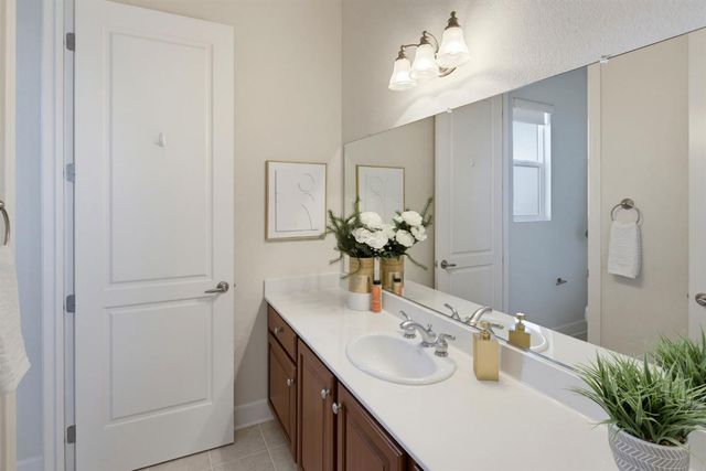 1230 Overland Ln, Lincoln, CA 95648