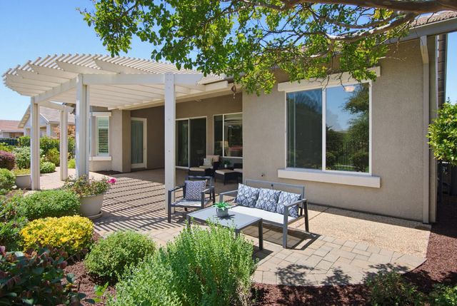 1230 Overland Ln, Lincoln, CA 95648