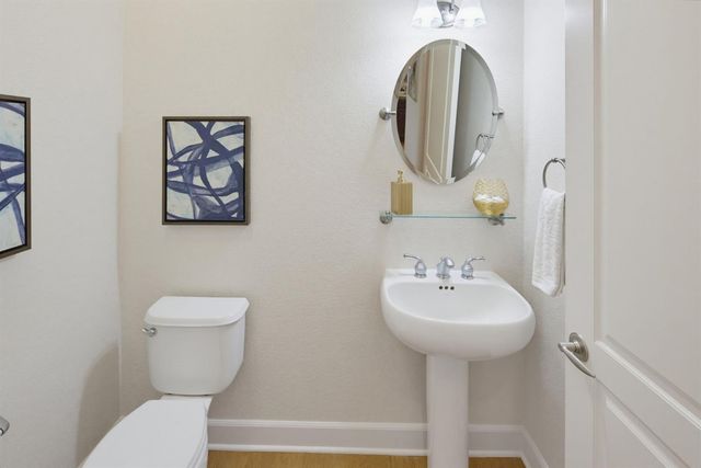 1230 Overland Ln, Lincoln, CA 95648
