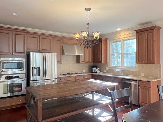 8210 Prestwick Circle, Duluth, GA 30097