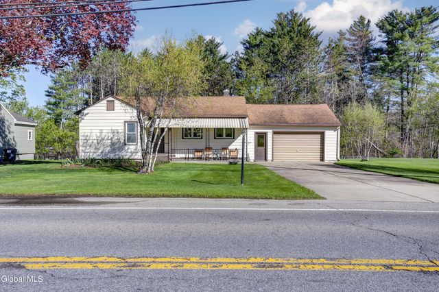 450 S Kingsboro Avenue, Johnstown, NY 12095