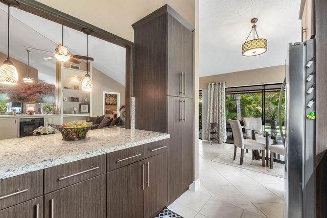 2850 ANTIETAM Lane, West Palm Beach, FL 33409