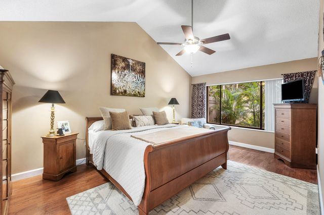 2850 ANTIETAM Lane, West Palm Beach, FL 33409