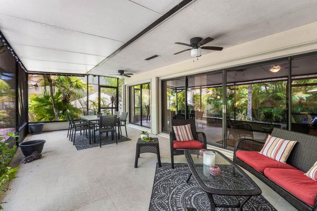2850 ANTIETAM Lane, West Palm Beach, FL 33409