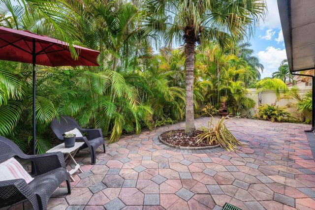 2850 ANTIETAM Lane, West Palm Beach, FL 33409