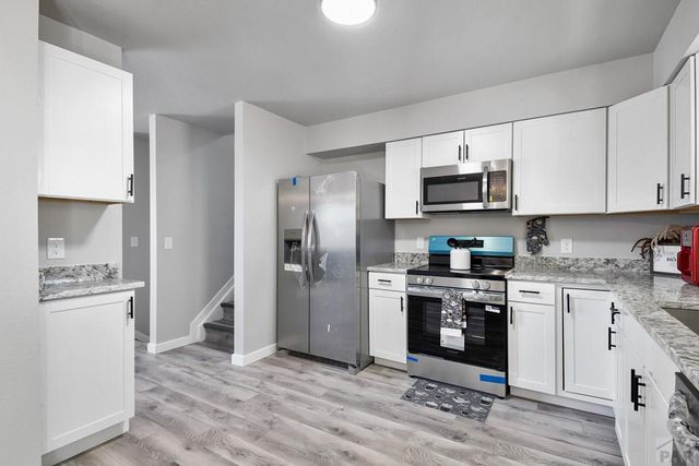 4038 West Dr, Pueblo, CO 81008