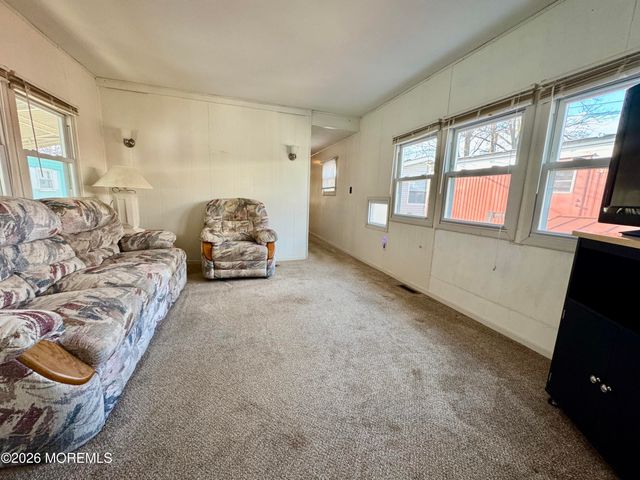 9 Sams Court, Hazlet, NJ 07730