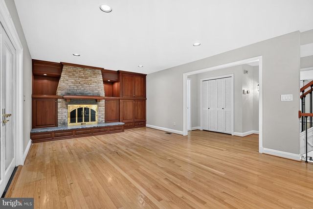 11210 OLD CARRIAGE RD, Glen Arm, MD 21057