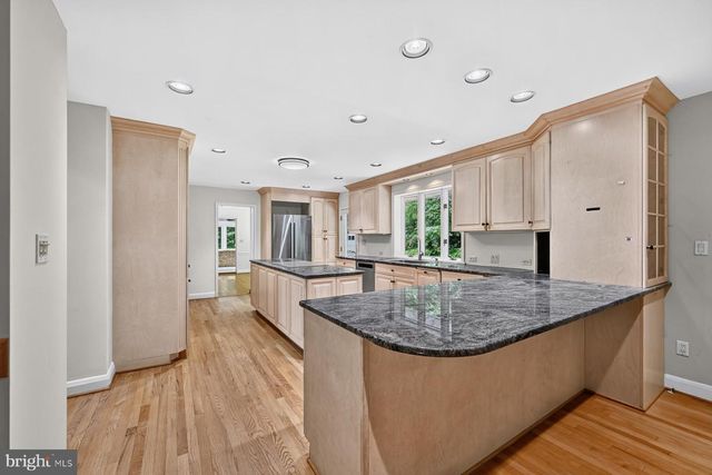 11210 OLD CARRIAGE RD, Glen Arm, MD 21057