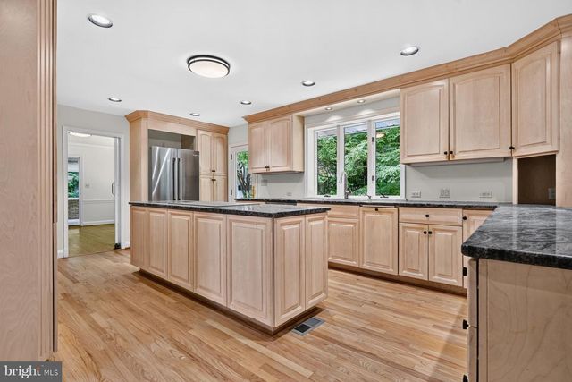 11210 OLD CARRIAGE RD, Glen Arm, MD 21057