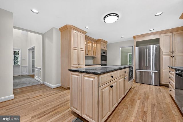 11210 OLD CARRIAGE RD, Glen Arm, MD 21057