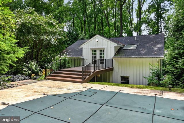 11210 OLD CARRIAGE RD, Glen Arm, MD 21057