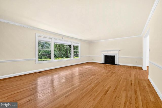 11210 OLD CARRIAGE RD, Glen Arm, MD 21057