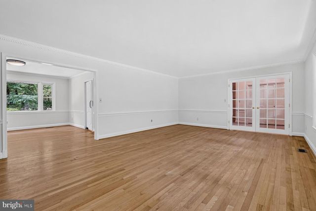 11210 OLD CARRIAGE RD, Glen Arm, MD 21057