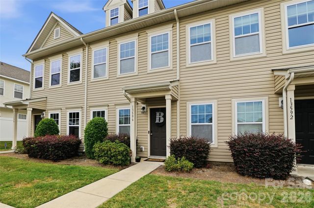 13596 Calloway Glen Drive, Charlotte, NC 28273